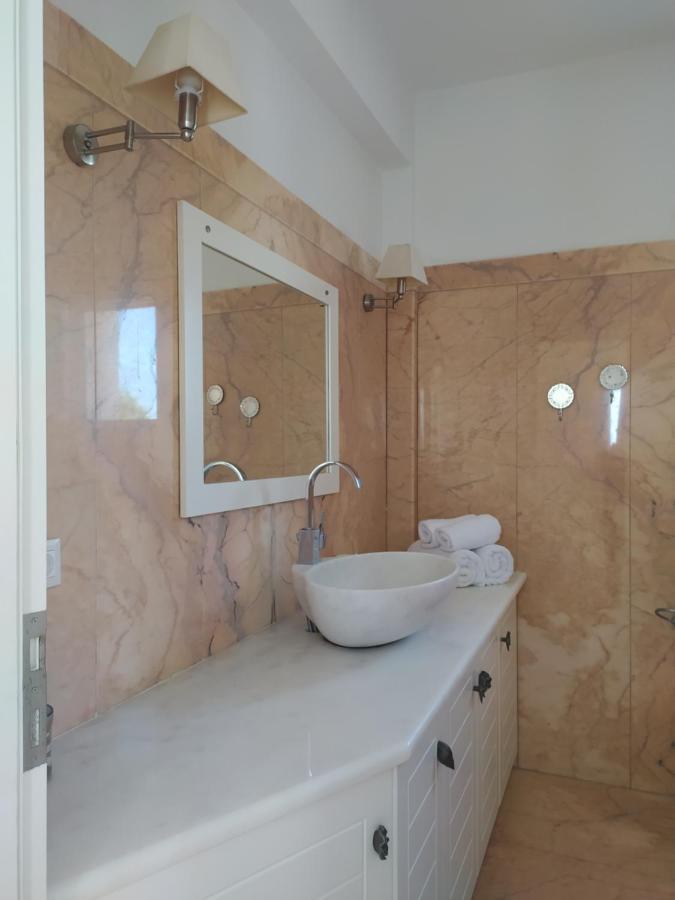 A&V Sea View Villa ฟิรา ภายนอก รูปภาพ