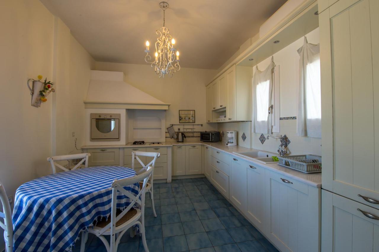A&V Sea View Villa ฟิรา ภายนอก รูปภาพ