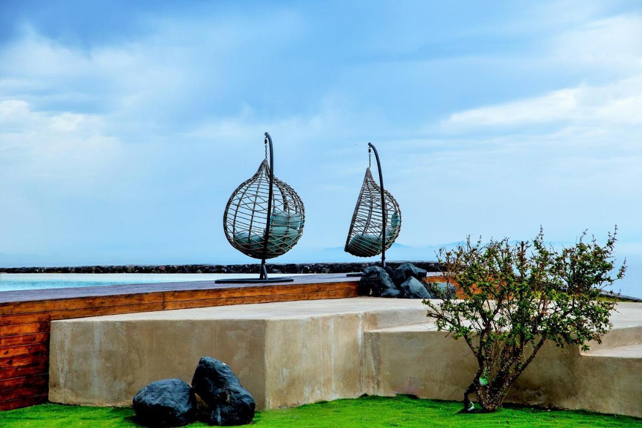 A&V Sea View Villa ฟิรา ภายนอก รูปภาพ